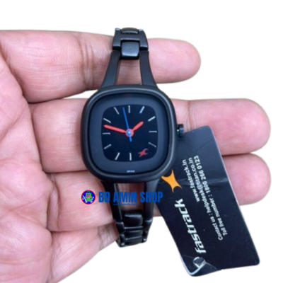 Fastrack NS6147NM02 Ladies Quartz Analog Watch – Black Dial, Metal Strap
